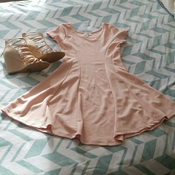 Dress - Picture 1 of 2